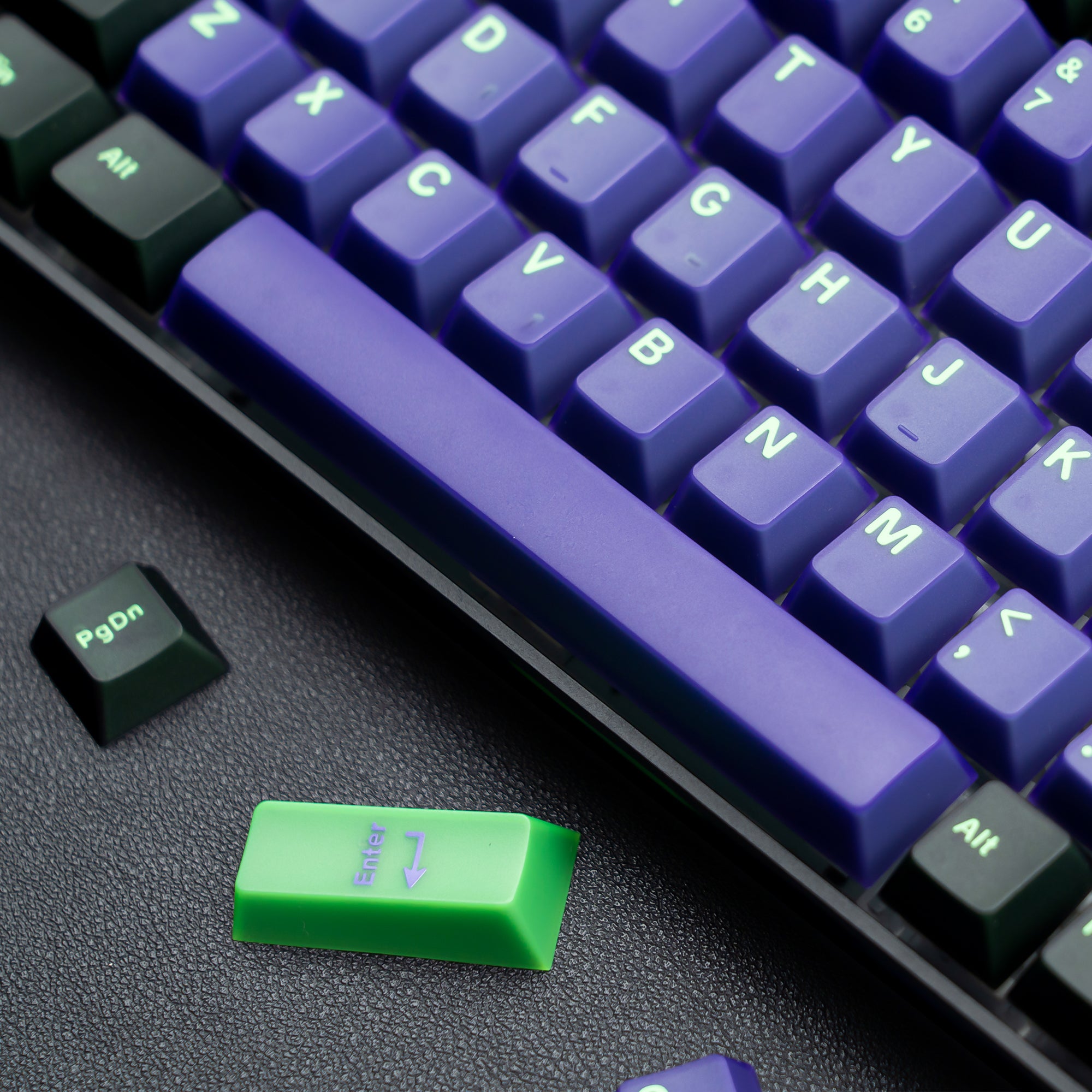 Womier Cube Double-Shot Cherry Profile PBT Keycap Set (4 Colorways)