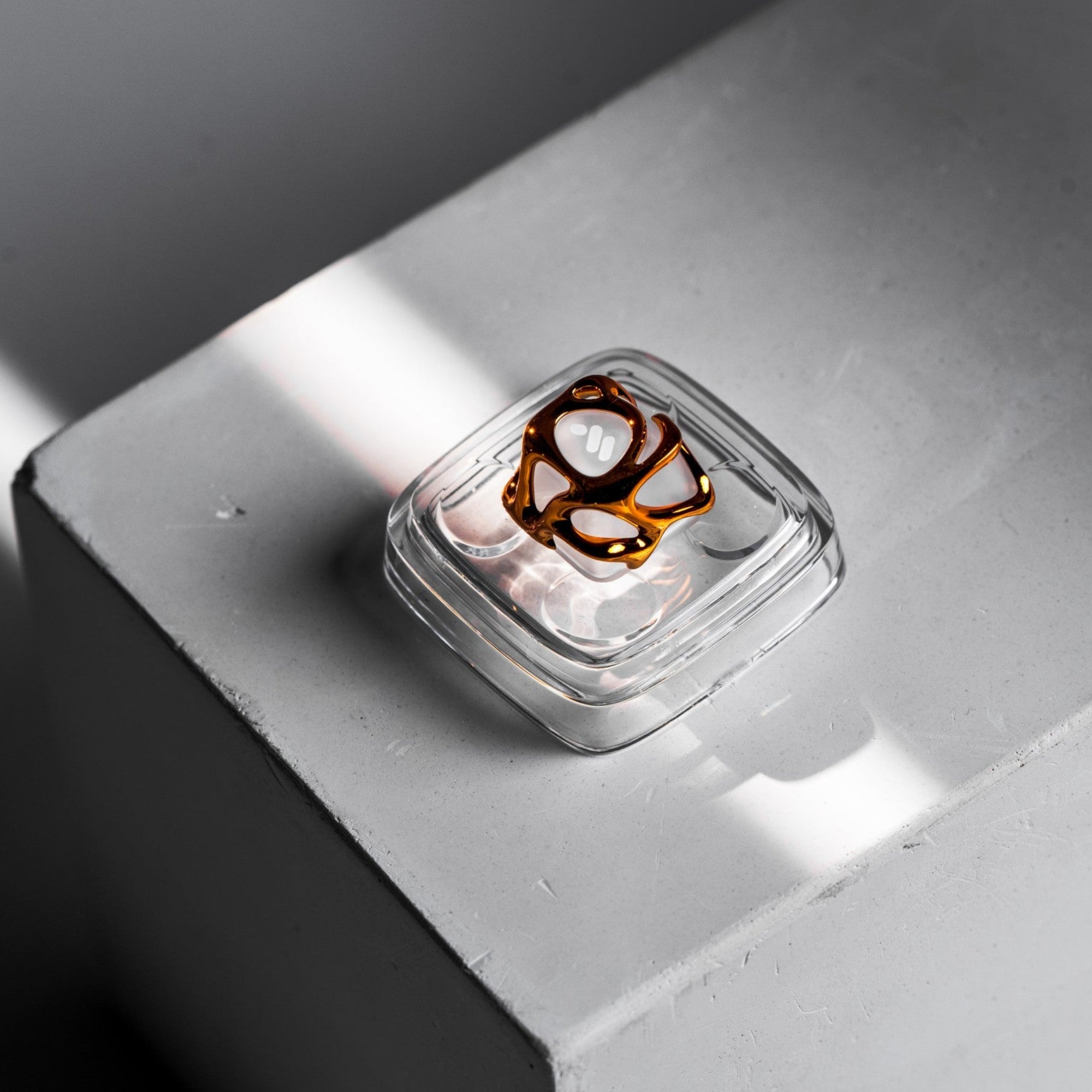 Womier Liquid Silver Artisan Gold Keycap