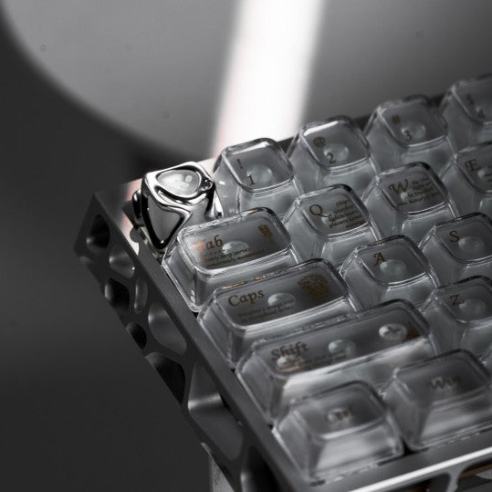 Womier Liquid Silver Artisan Keycap Liquid Silver