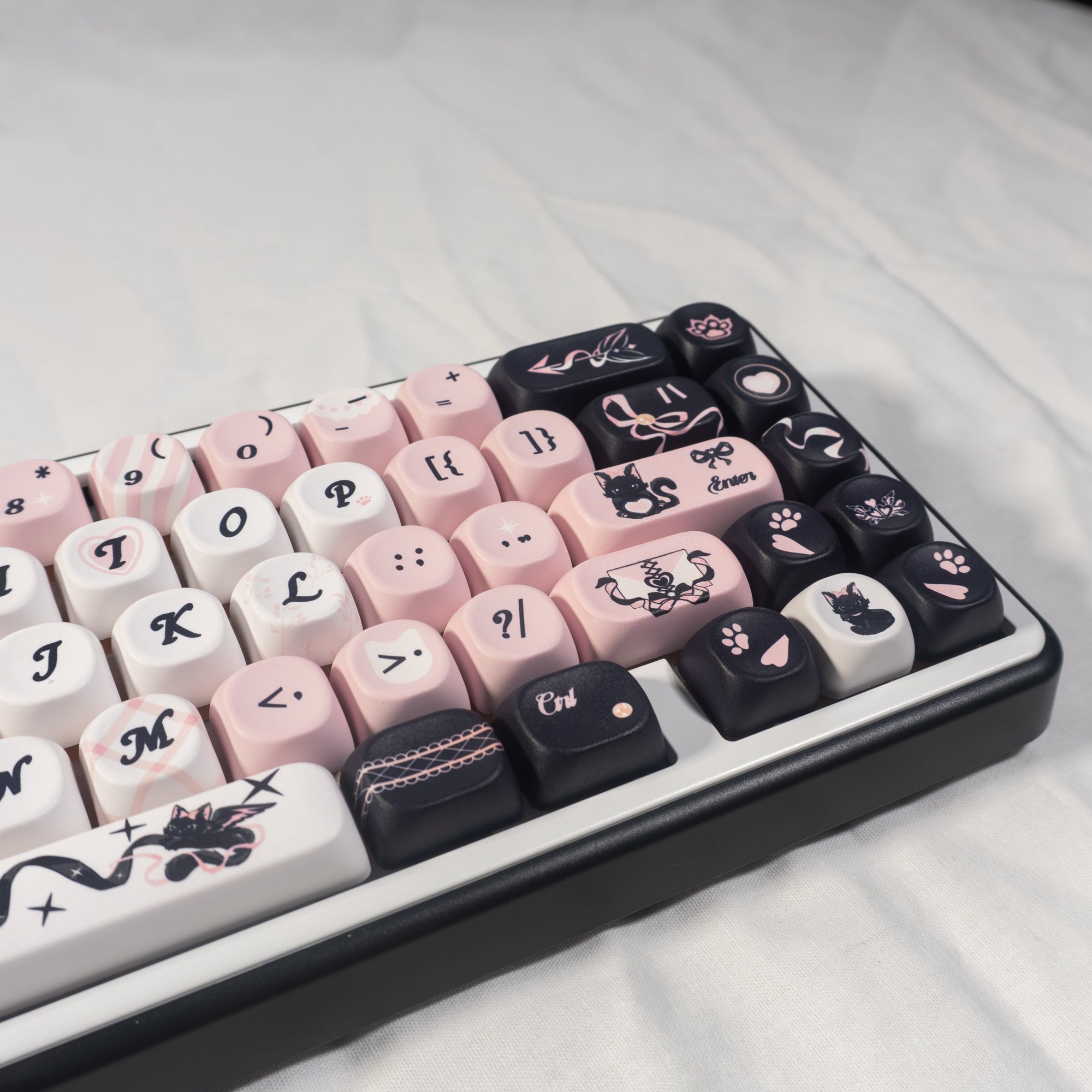 Womier Plaid Girl MOA Profile Dye-Sublimation PBT Keycap Set
