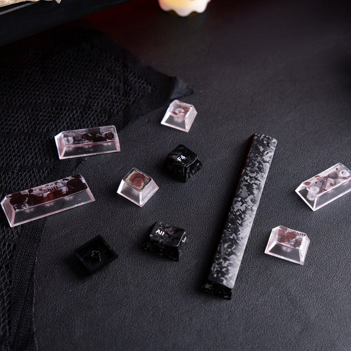 Halloween Blood Rose Bundle — Womier WD75 HE Keyboard + Dark Red Rose Keycaps + Red Graffiti Glass Mouse Pad - Womier Keyboard