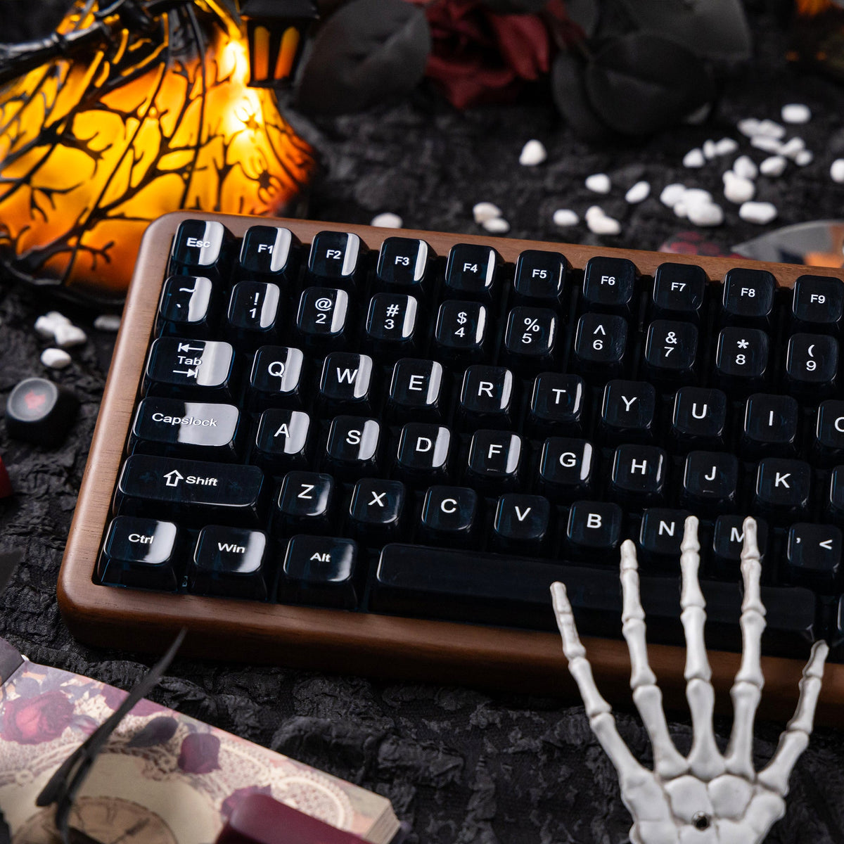 Halloween Bloody Mary Bundle — Womier WD99 Wooden Keyboard + Dark Red Rose Candy MOA PBT Keycaps - Womier Keyboard