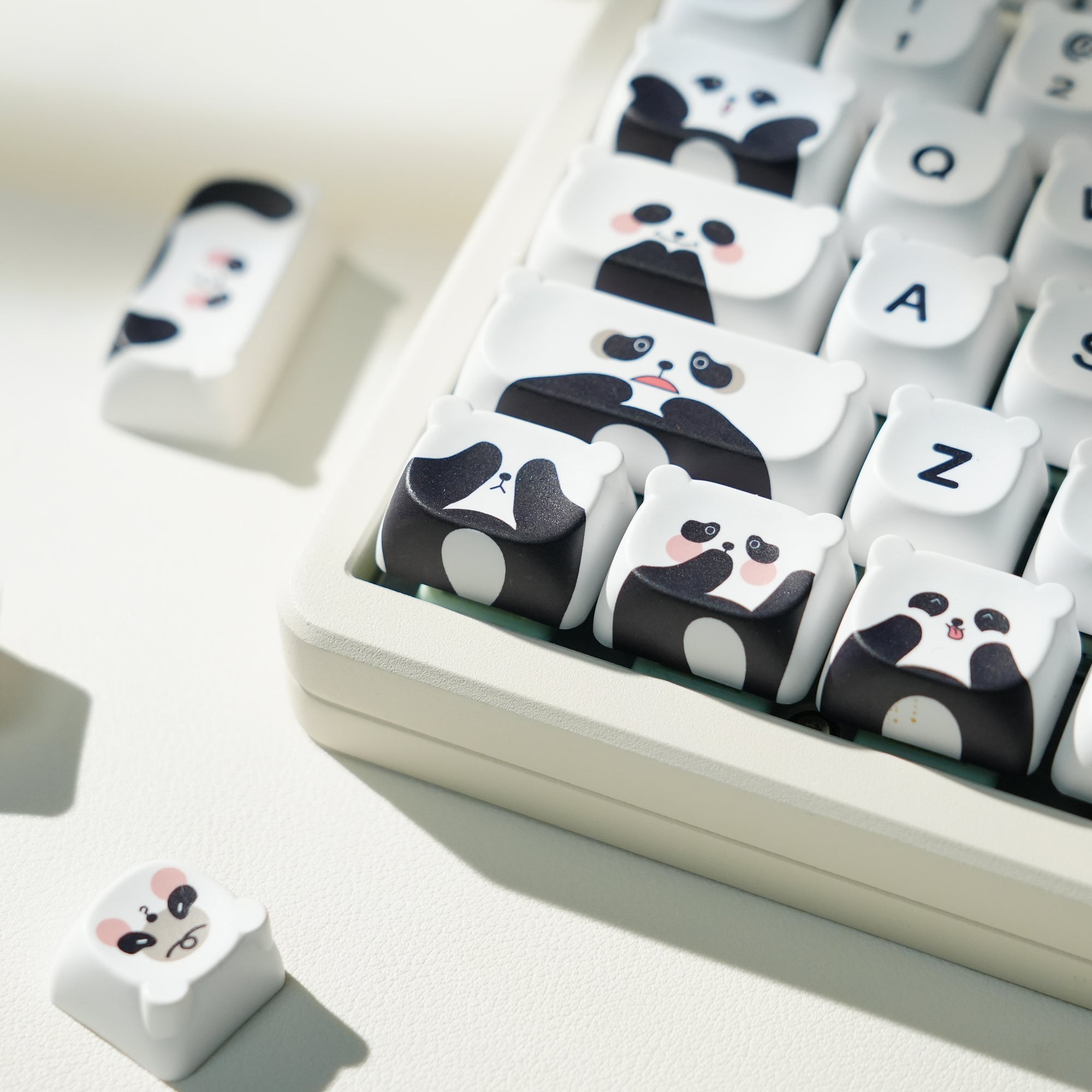 Womier Blushed Panda MAO Profile Dye - Sub PBT Keycap Set (137 - Key ) - Womier Keyboard