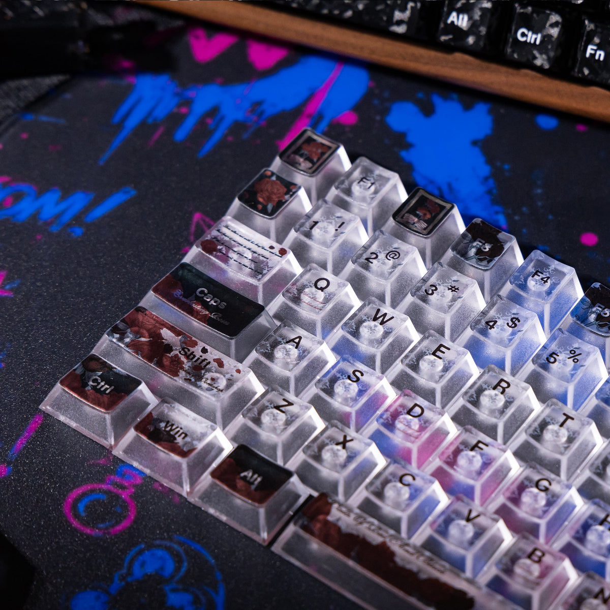 Halloween Blood Rose Bundle — Womier WD75 HE Keyboard + Dark Red Rose Keycaps + Red Graffiti Glass Mouse Pad - Womier Keyboard