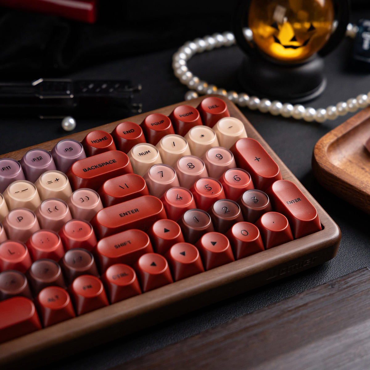 Halloween Lipstick Vintage Bundle — Womier WD99 Keyboard + Womier Lipstick 132-Key MOA Profile Translucent - Womier Keyboard