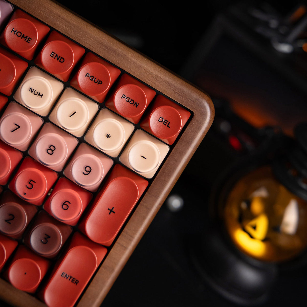 Halloween Lipstick Vintage Bundle — Womier WD99 Keyboard + Womier Lipstick 132-Key MOA Profile Translucent - Womier Keyboard