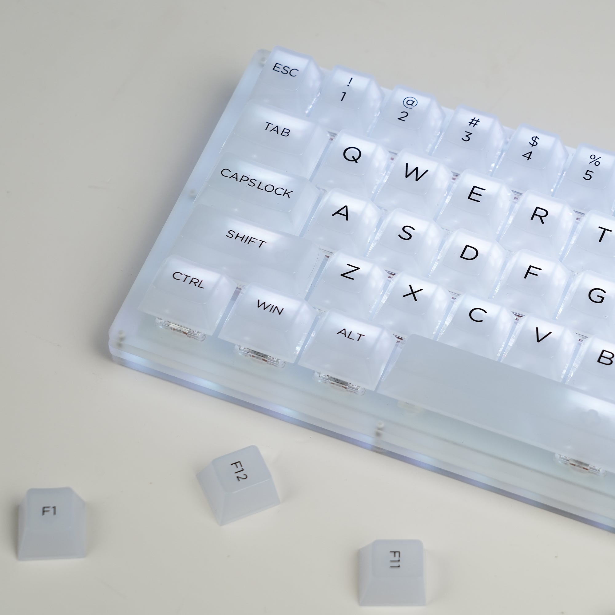 Womier Frost Translucent Cherry Profile Keycap Full Set (141-Key)